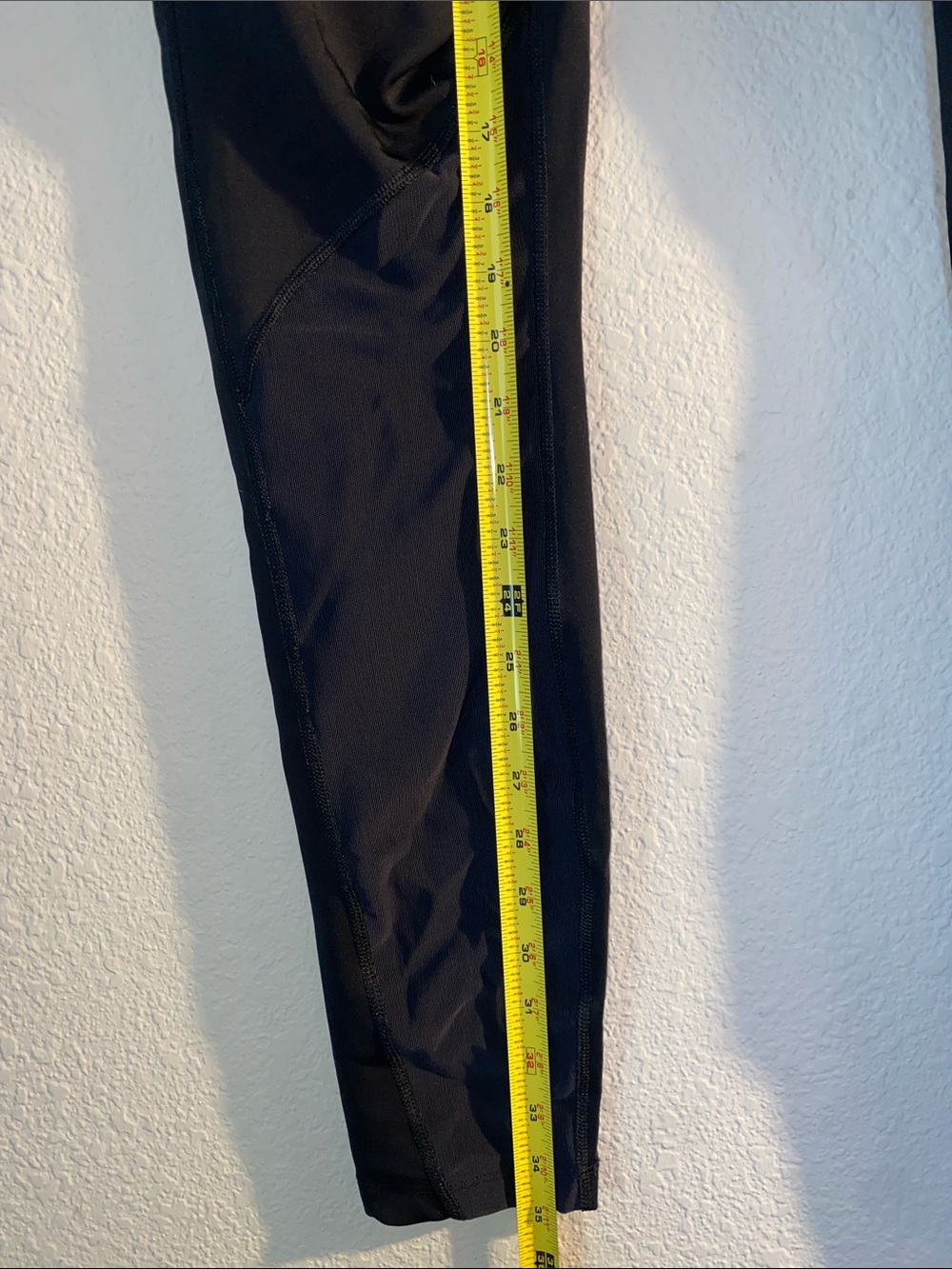 🐛Nike Dri-Fit black drawstring leggings with mesh details! - Picture 13 of 13